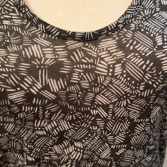 Soft lightweight short sleeve - Picture 2 of 4